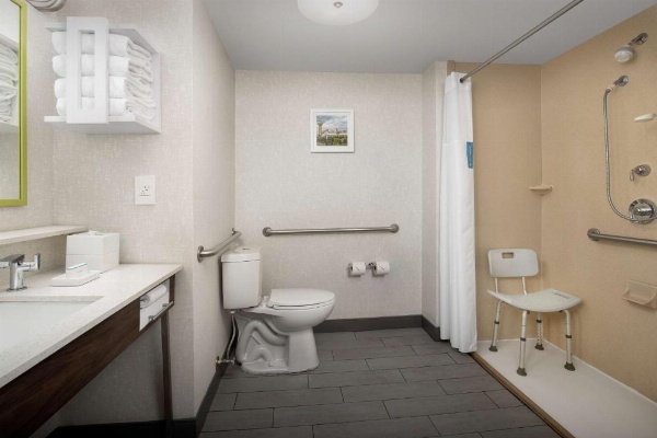 Hampton Inn By Hilton Knoxville-East image 20