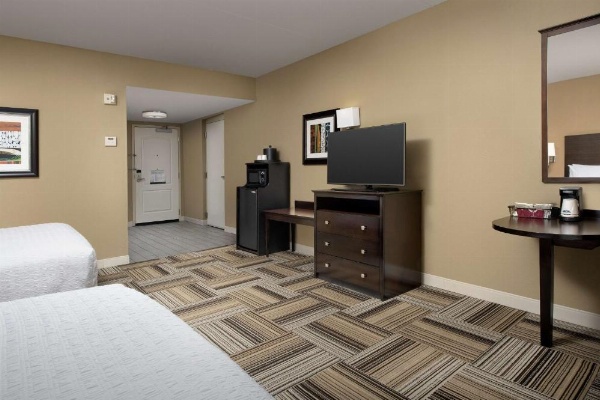 Hampton Inn By Hilton Knoxville-East image 24